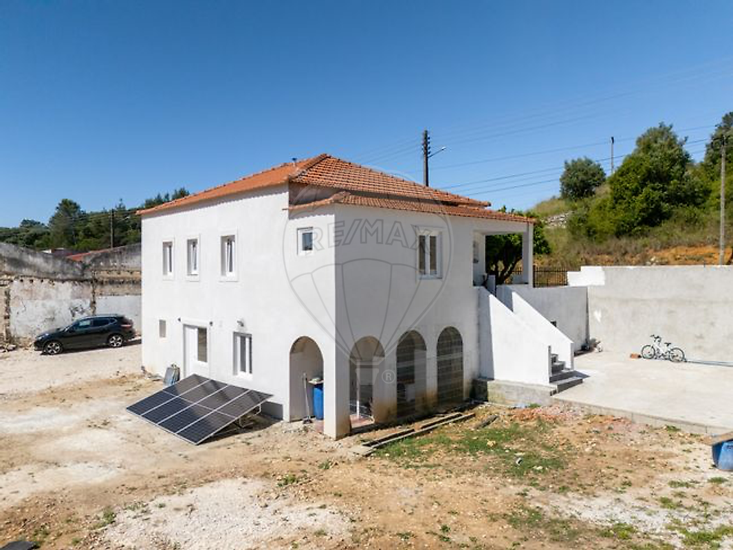 Moradia - Alcanena e Vila Moreira, Alcanena, Santarém