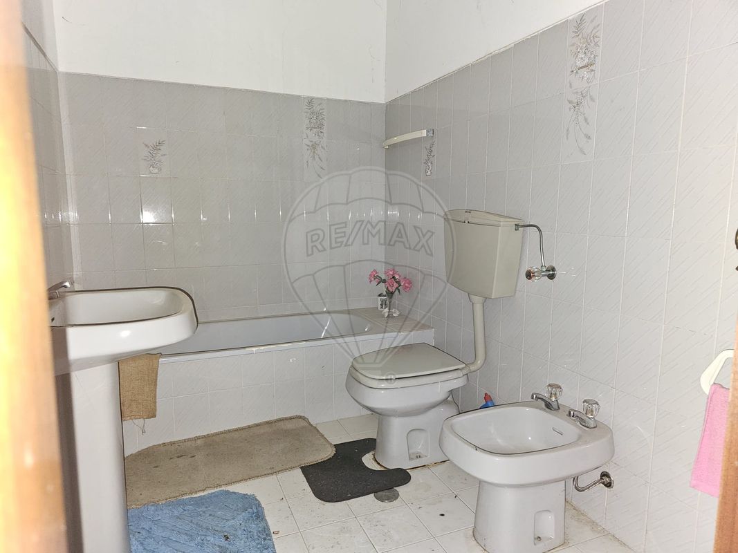 listing 120941120-61 picture-0