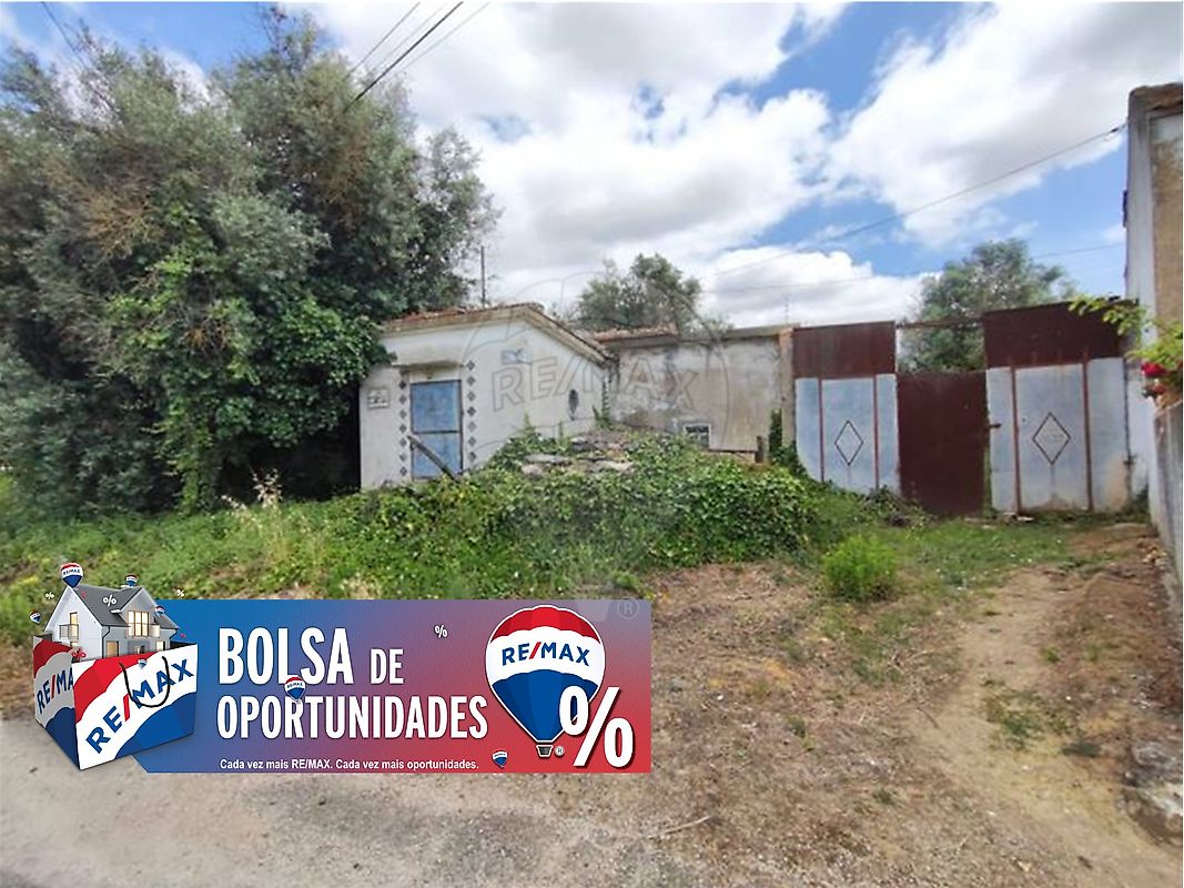 Moradia - Brogueira, Parceiros de Igreja e Alcorochel, Torres Novas, Santarém