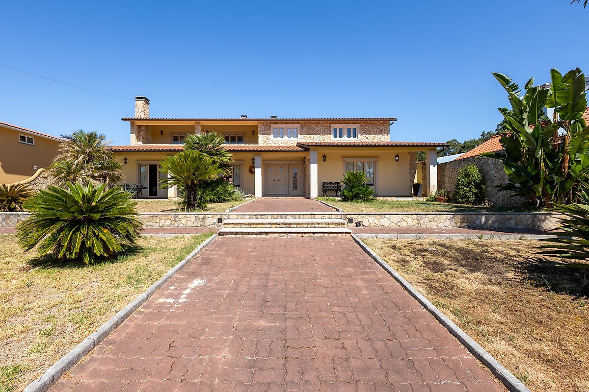 Moradia T5 à venda em Amiais de Cima