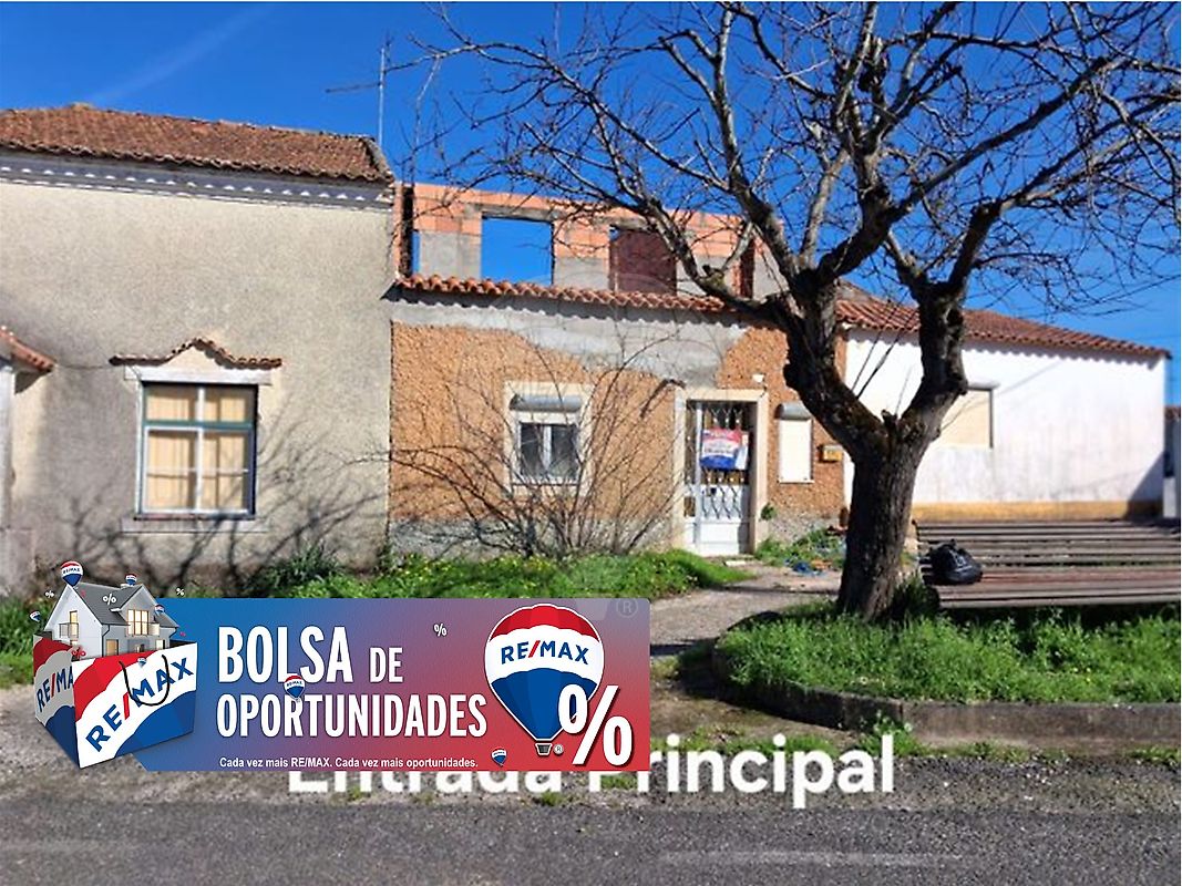 Moradia - Olaia e Paço, Torres Novas, Santarém