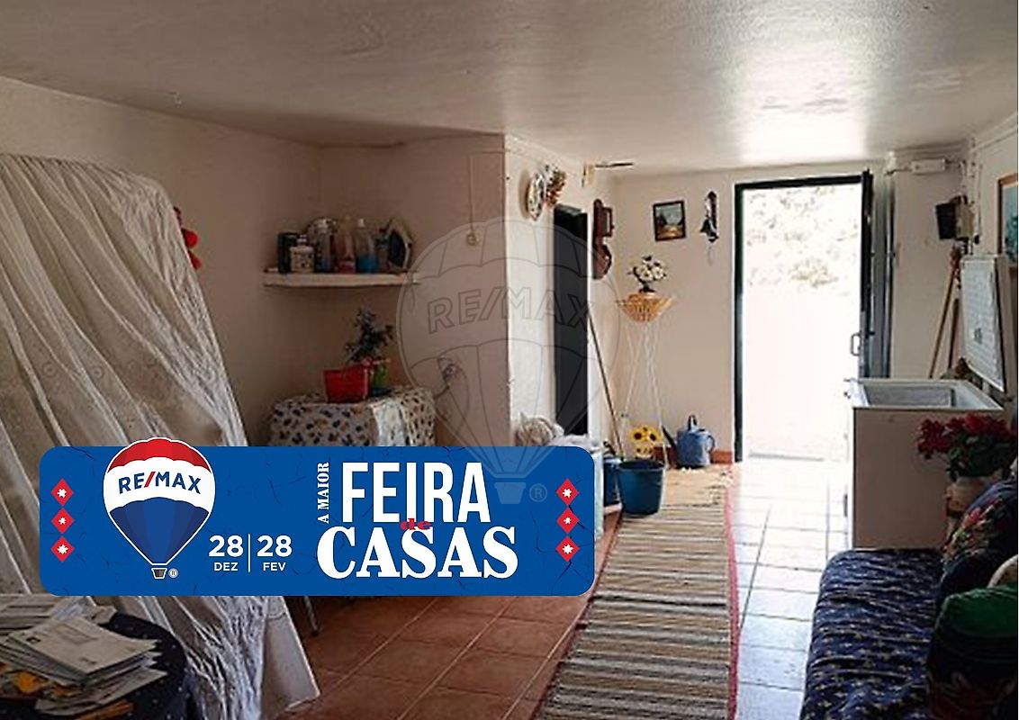 Moradia T4 à venda em Torres Novas