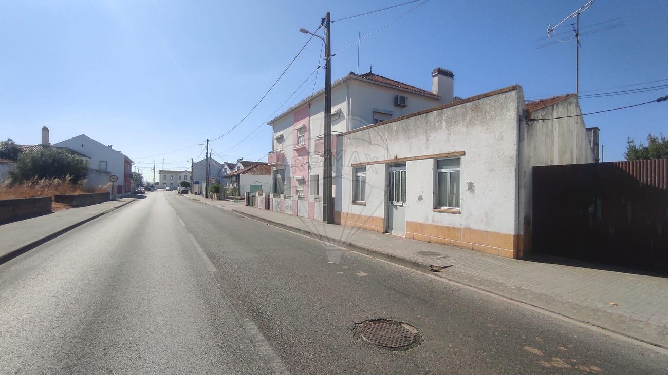 Moradia T4 para venda