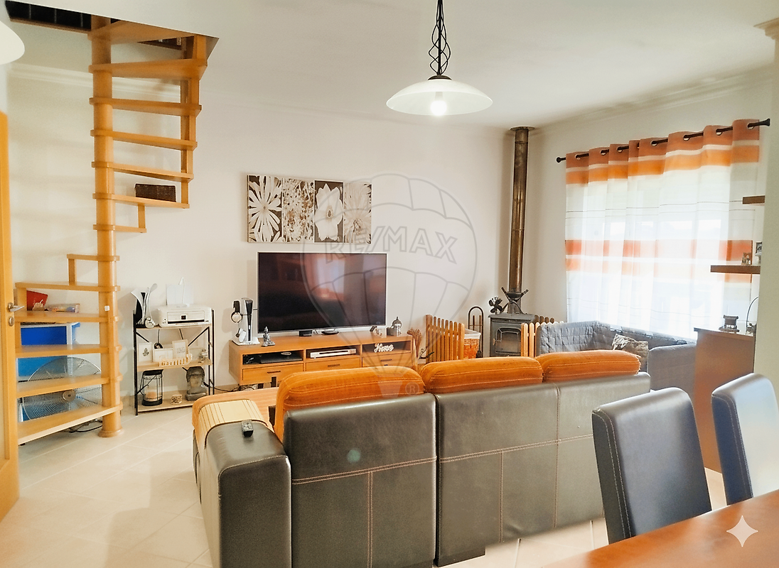 Apartamento T3 - Riachos, Torres Novas, Santarém