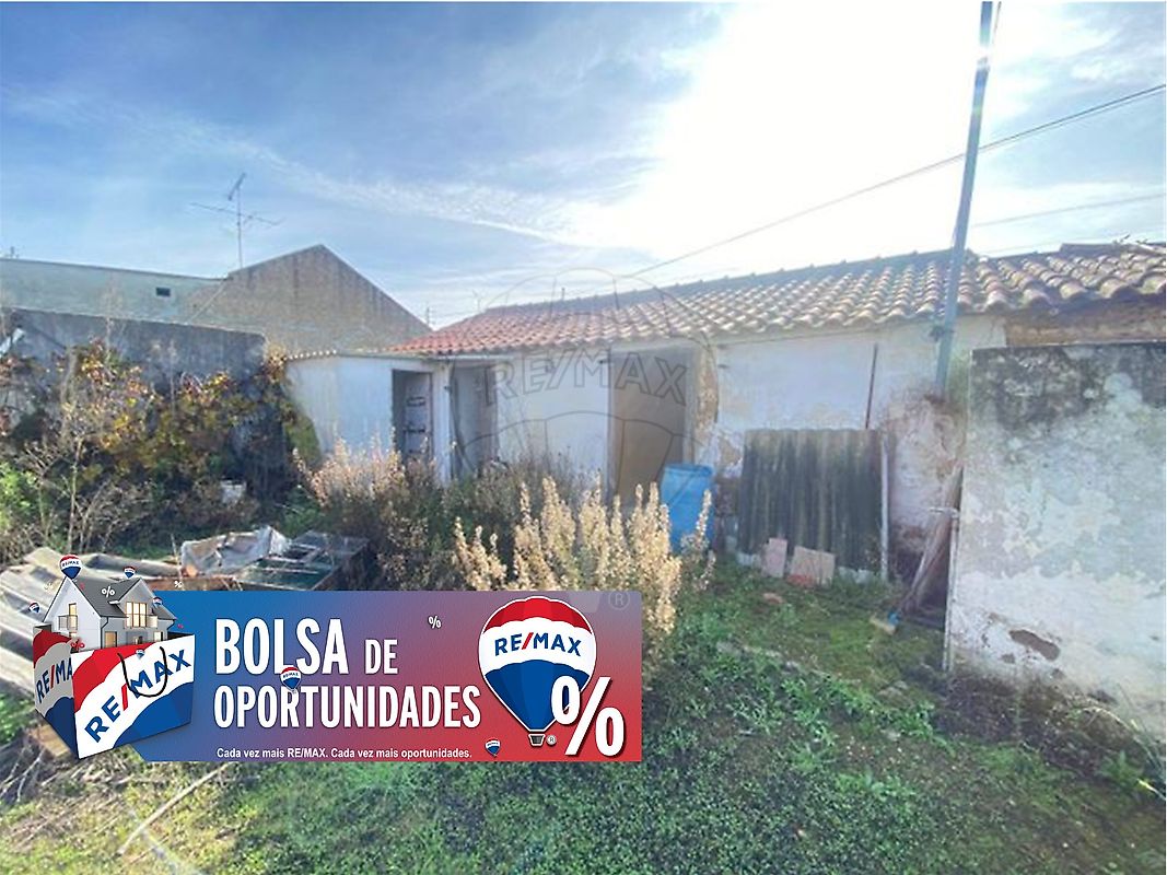 Moradia - Brogueira, Parceiros de Igreja e Alcorochel, Torres Novas, Santarém