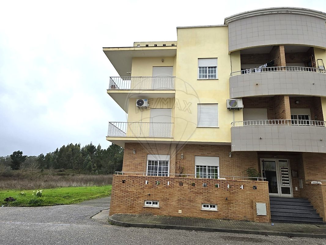 Apartamento T3 - Riachos, Torres Novas, Santarém