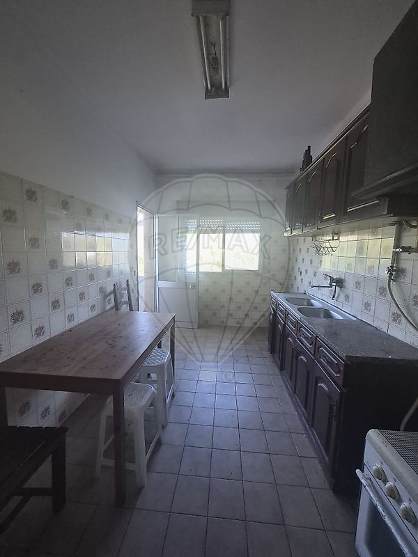 Apartamento T1 à venda em Torres Novas (Santa Maria, Salvador e Santiago), Torres Novas — foto 3