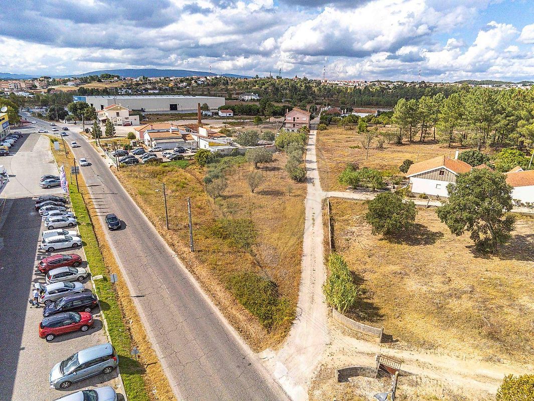 Terreno à venda em Entroncamento