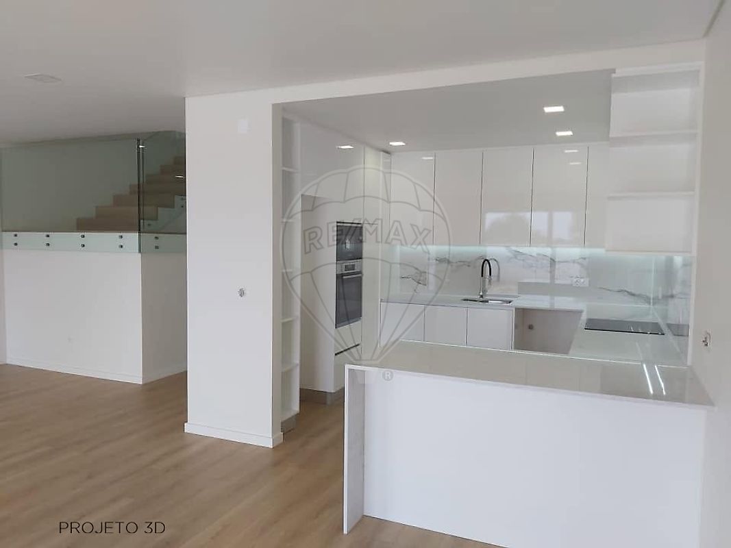 Moradia T4 à venda em Nossa Senhora de Fátima, Entroncamento — foto 9