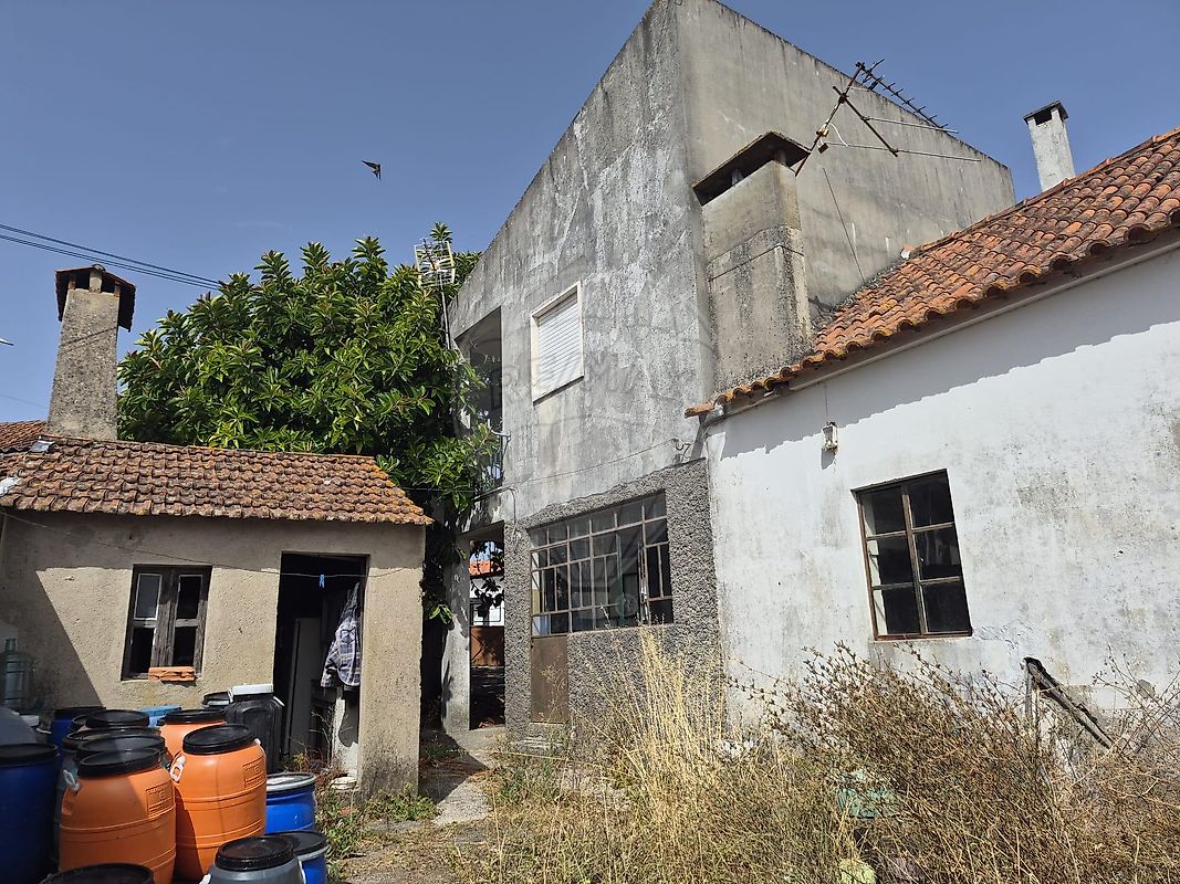 Moradia T3 - Torres Novas (São Pedro), Lapas e Ribeira Branca, Torres Novas, Santarém