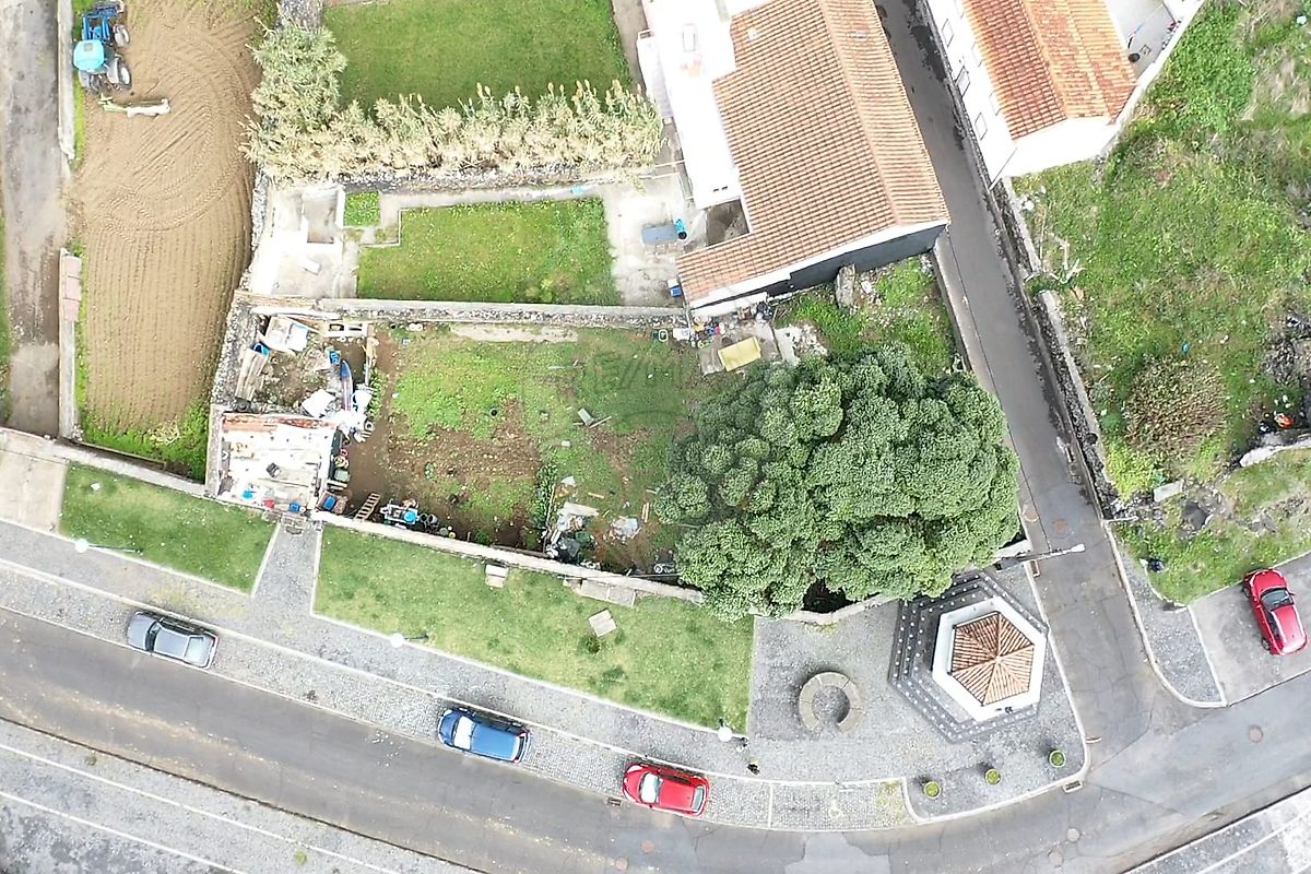 Land for sale in Lagoa (Açores), Portugal — €160,000