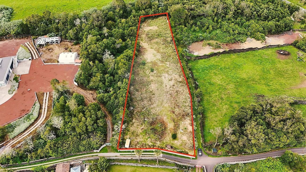 Land for sale in Lagoa (Açores), Portugal — €220,000