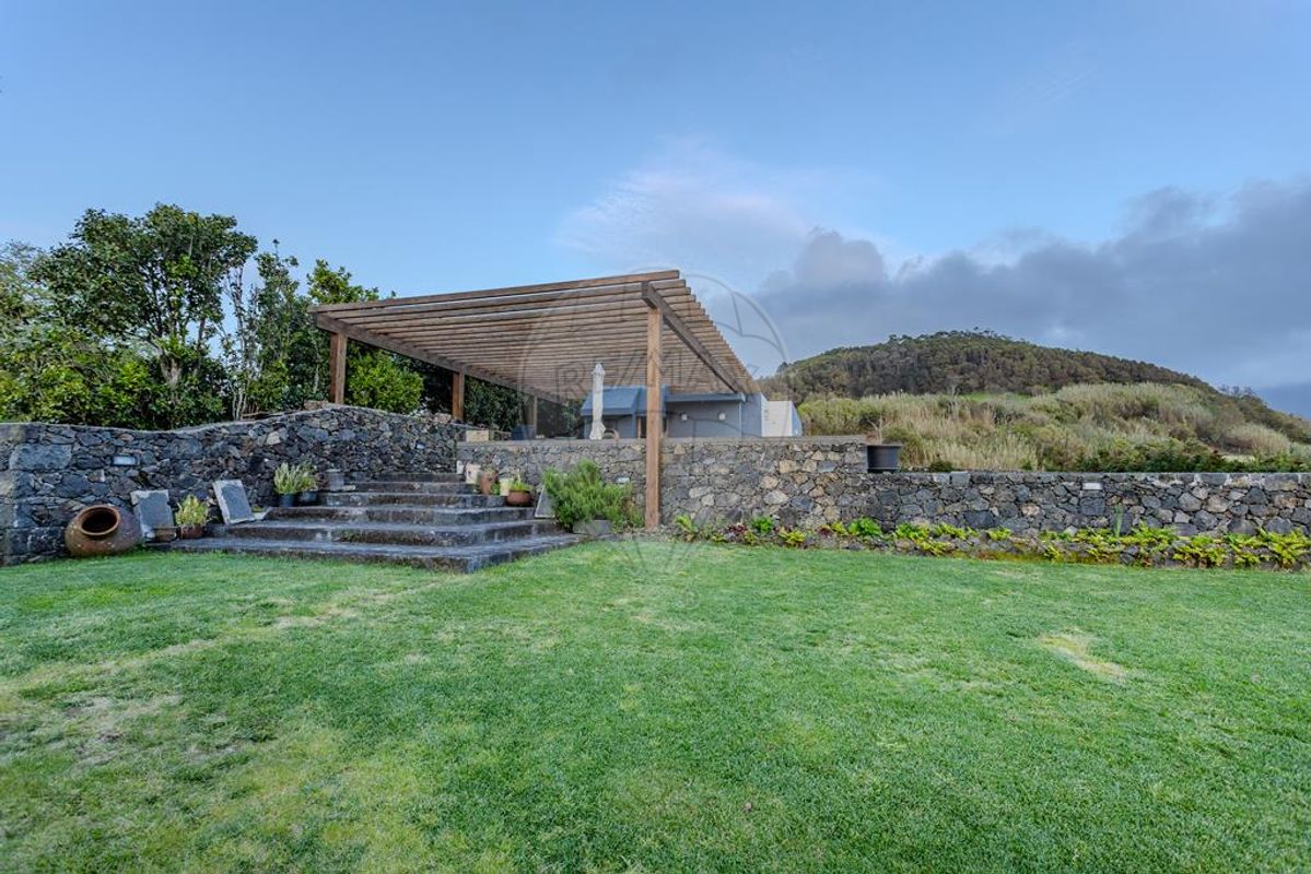 listing 120961084-440 picture-0
