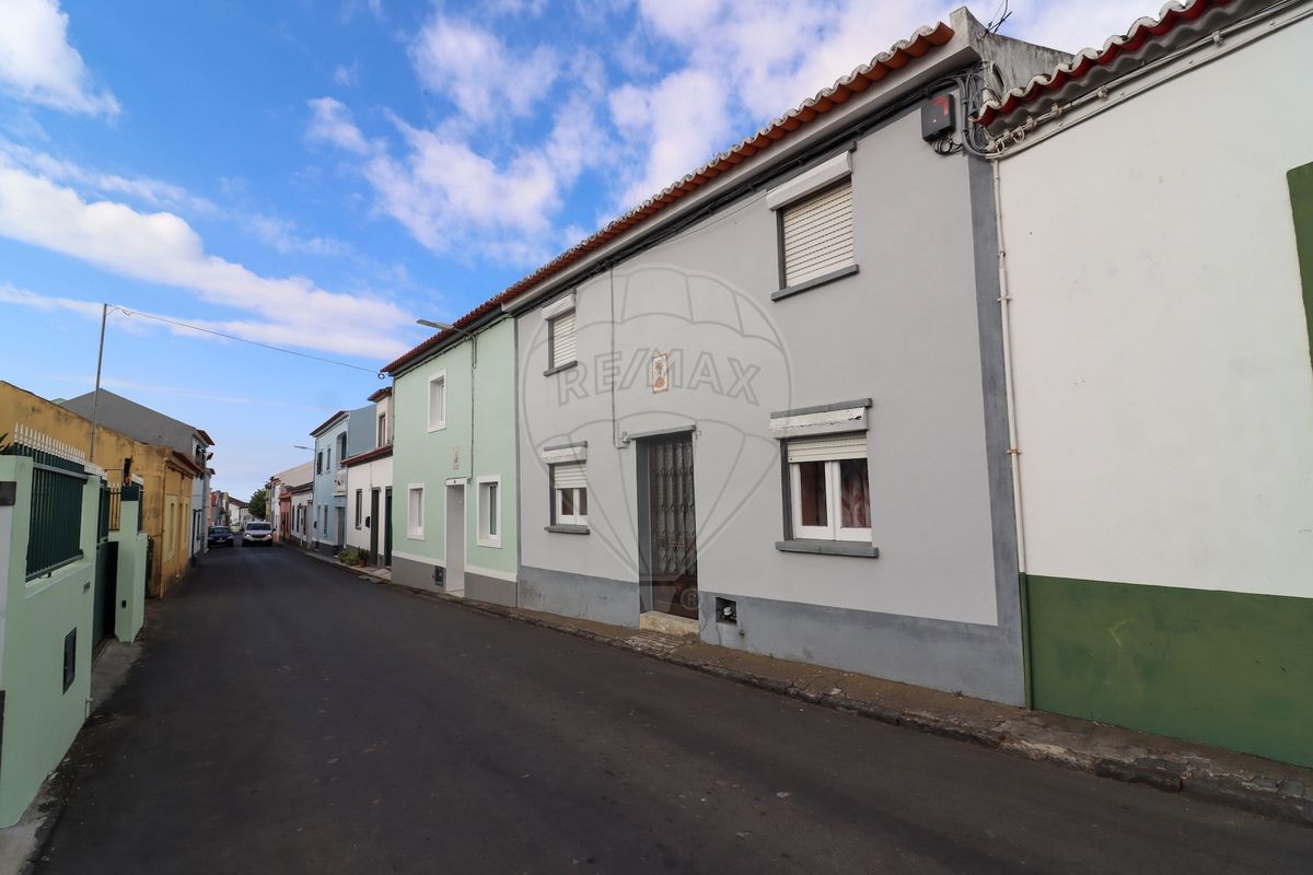 Moradia T4 para venda