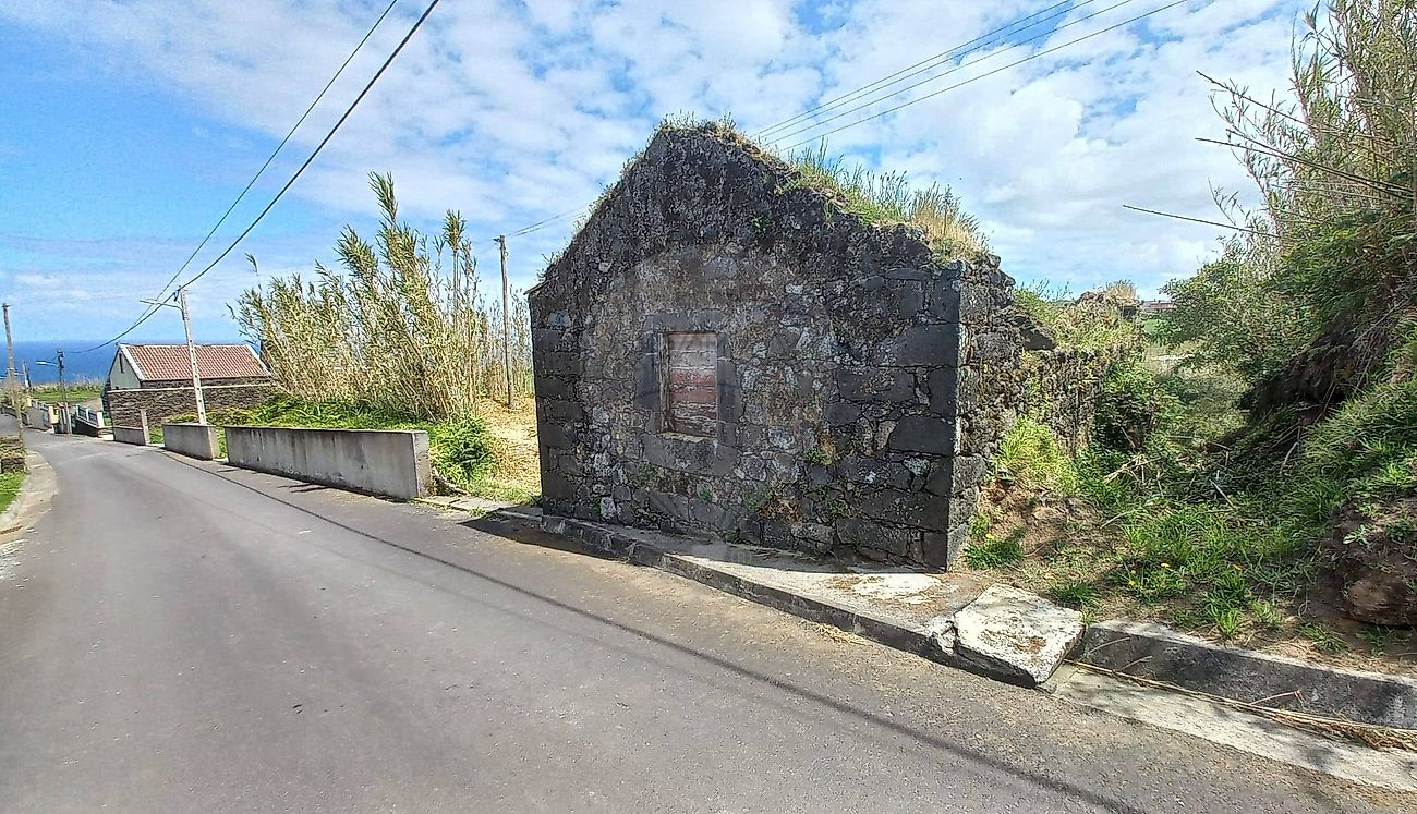 Terreno à venda em Ponta Delgada