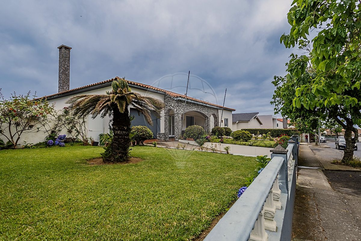 Apartamento T3 à venda em Ponta Delgada