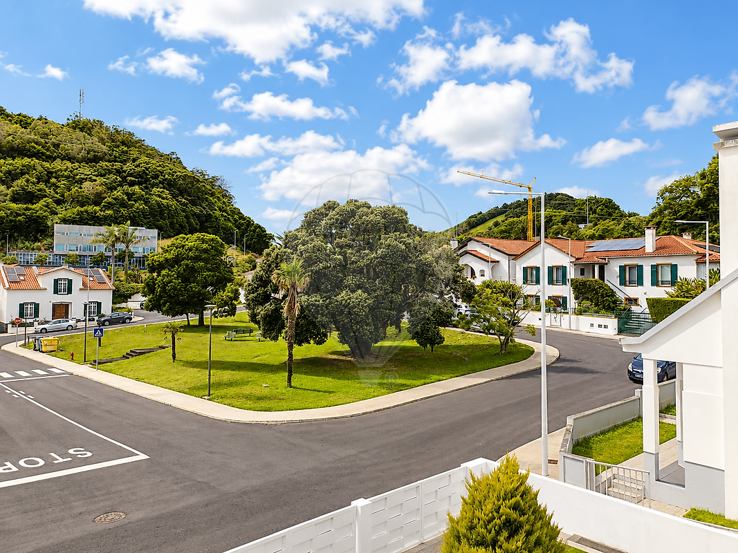Apartamento T4 à venda em Ponta Delgada