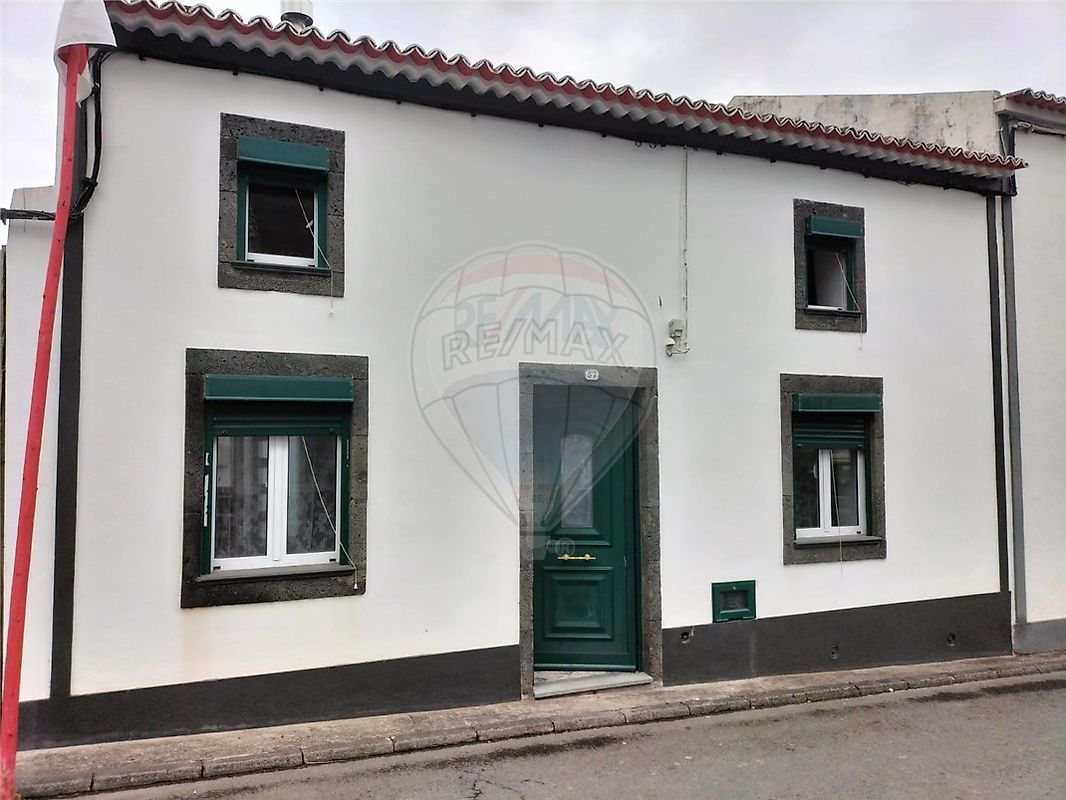 Apartamento T3 à venda em Ribeira Grande