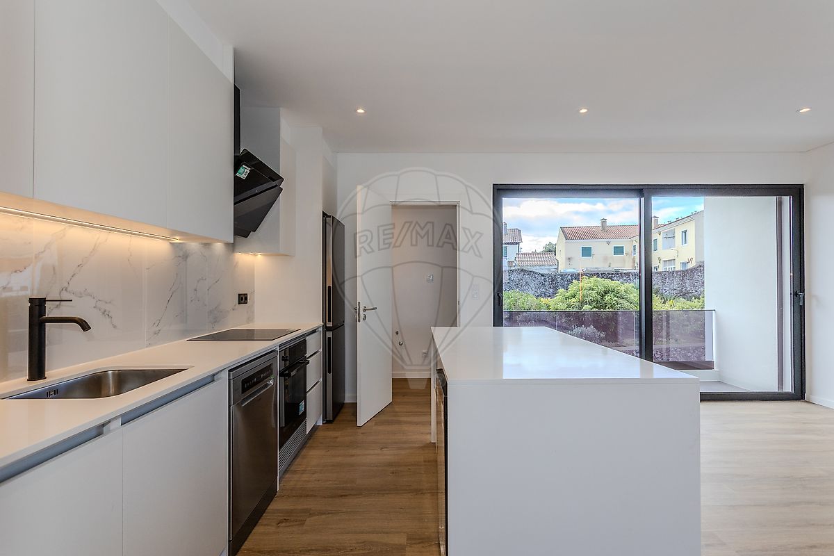 Apartamento T3 à venda em Rabo de Peixe, Ribeira Grande — foto 23