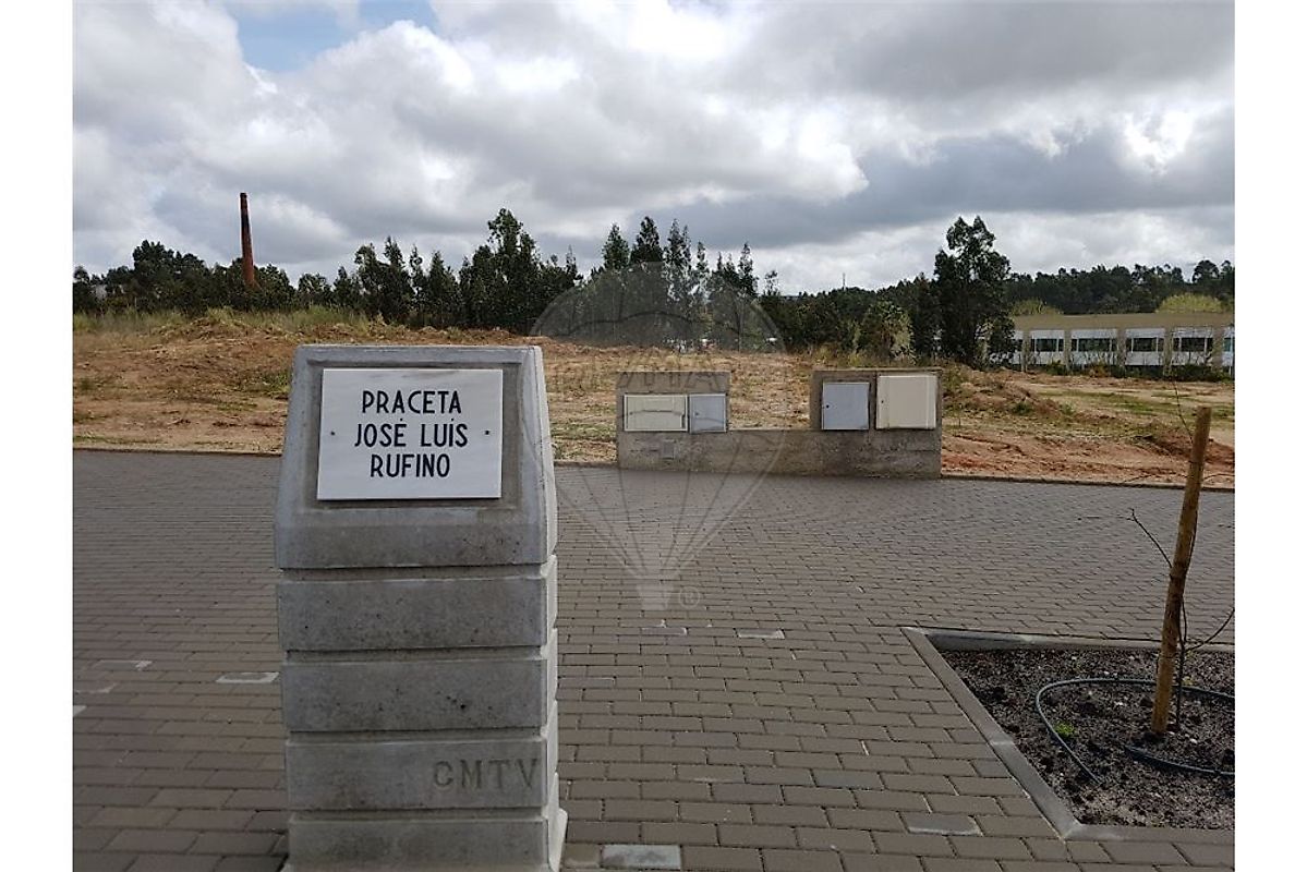 Terreno à venda em Santa Maria do Castelo e S. Miguel