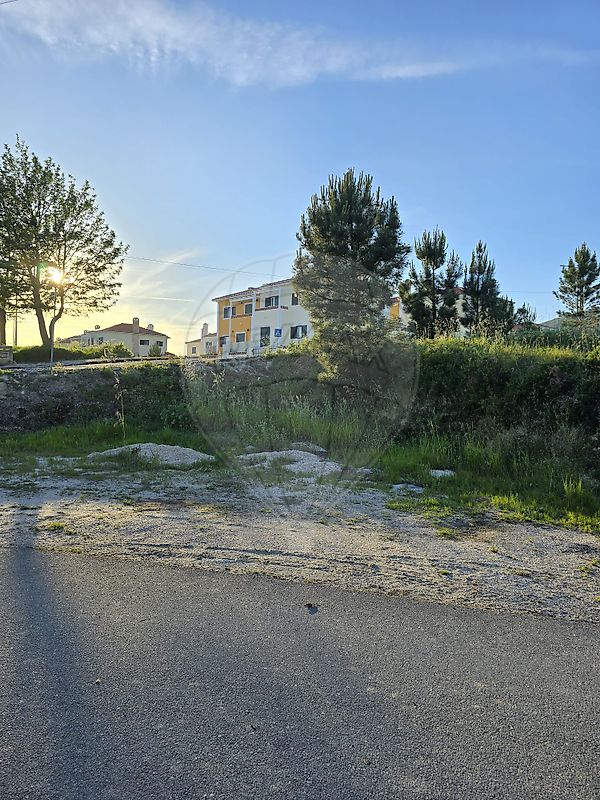 Terreno  à venda em Alenquer