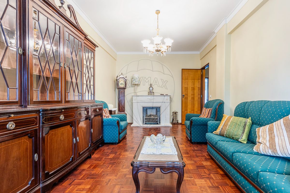 listing 120992163-225 picture-0