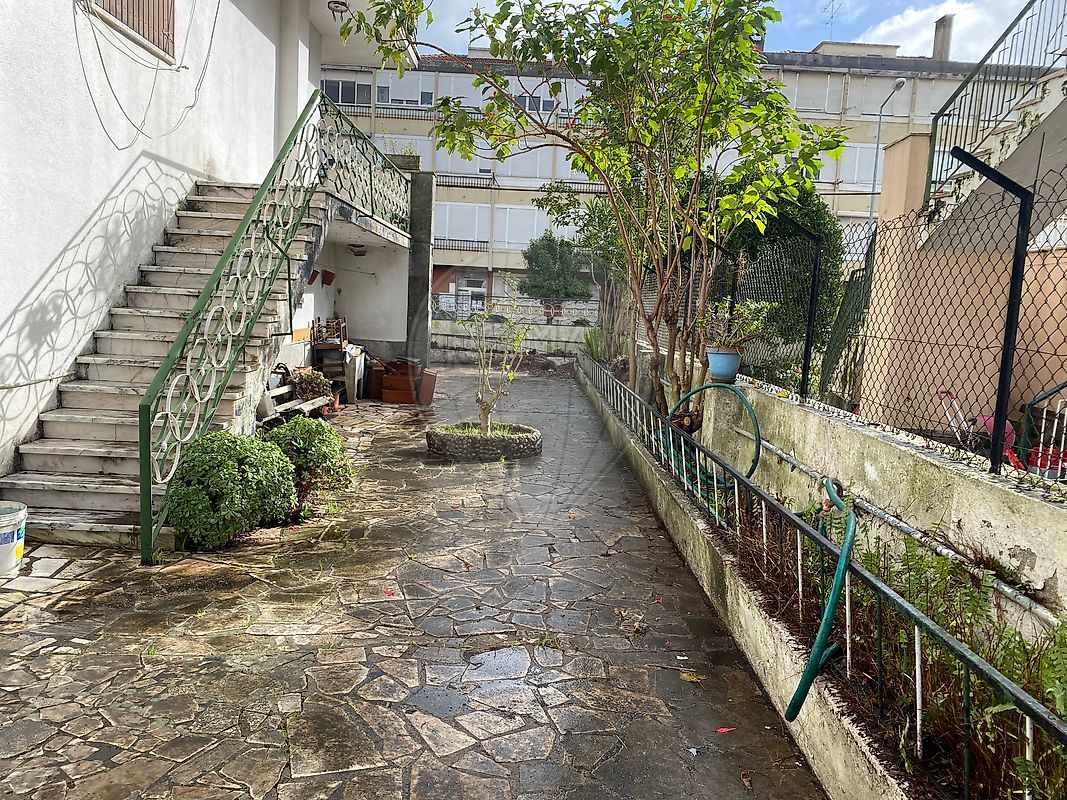 listing 120992242-47 picture-0