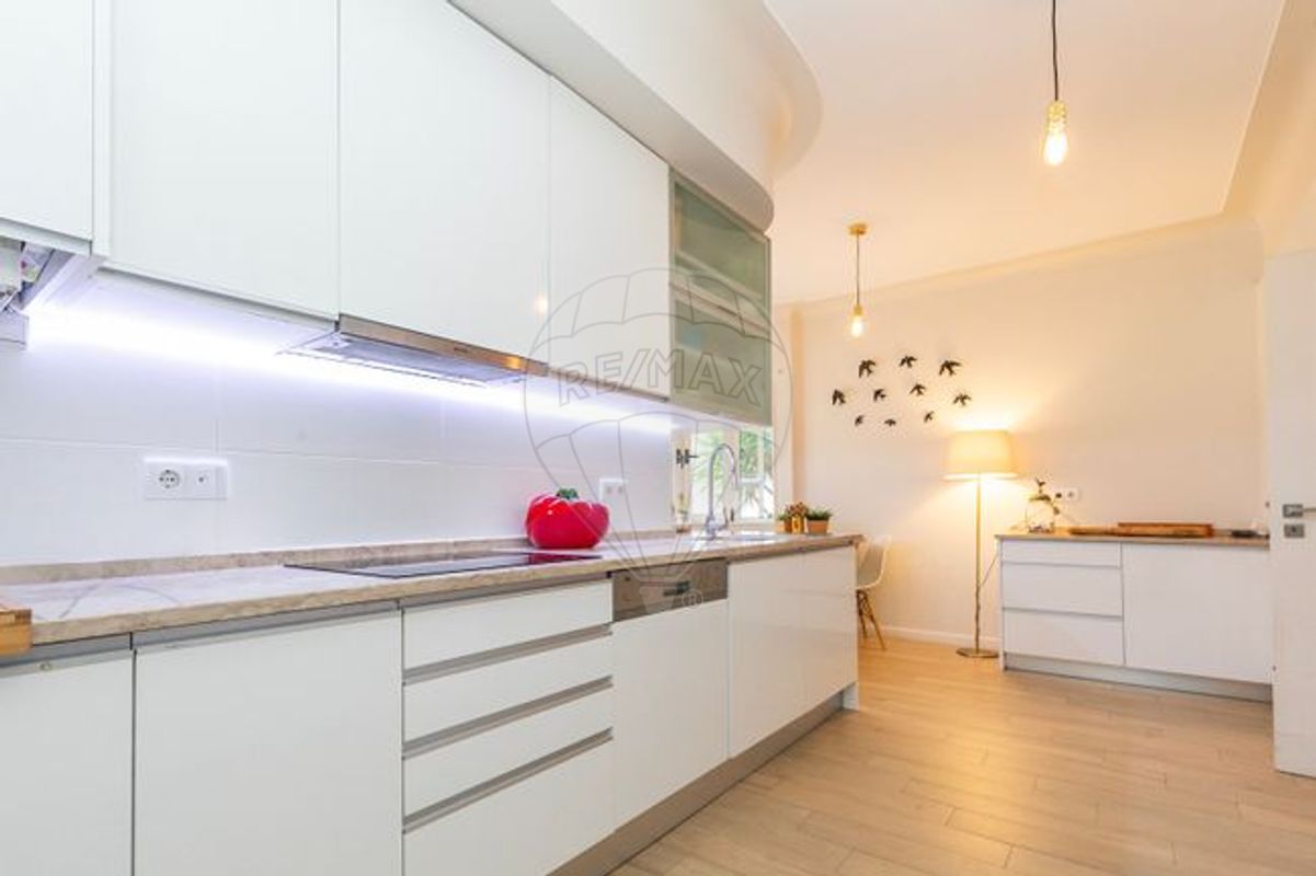 listing 120992626-40 picture-0