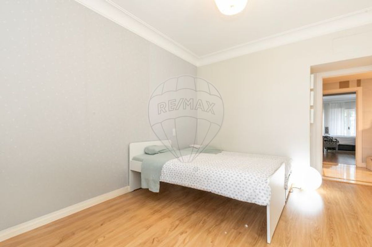 listing 120992626-40 picture-0