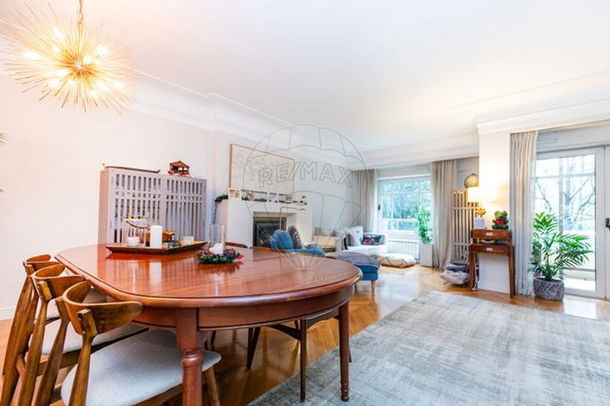 listing 120992626-40 picture-0