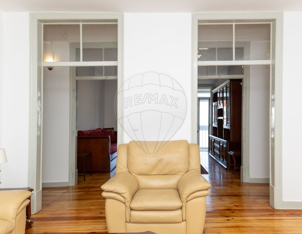 listing 120992836-3 picture-0