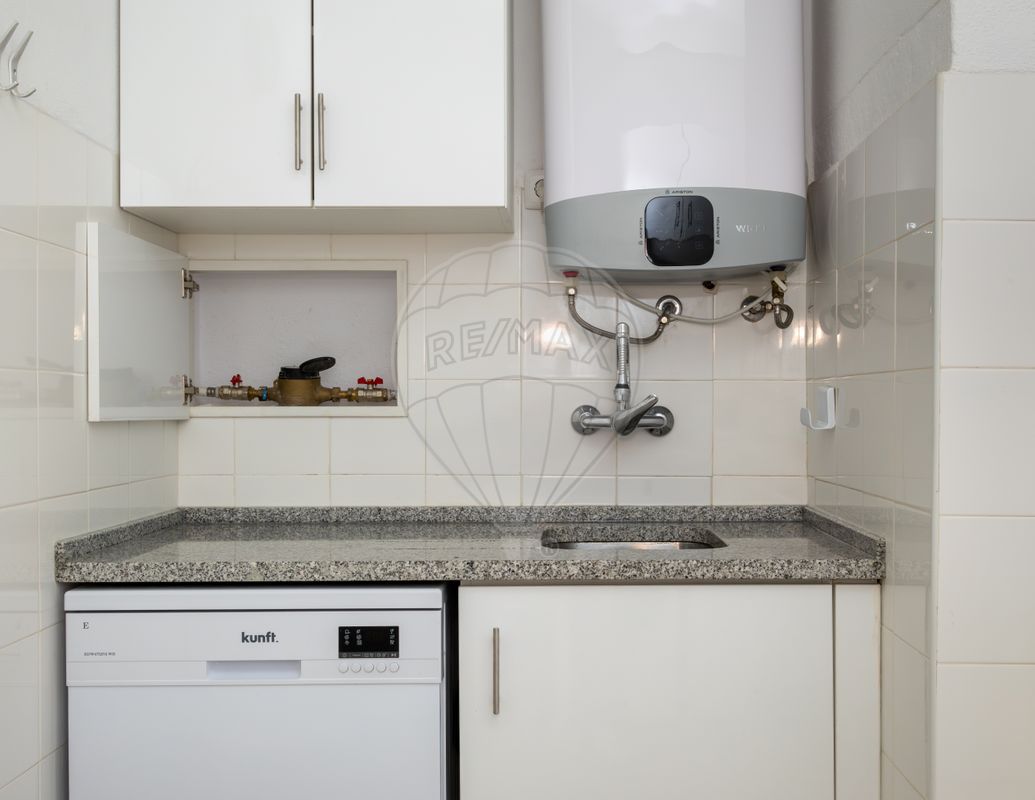 listing 120992836-3 picture-0