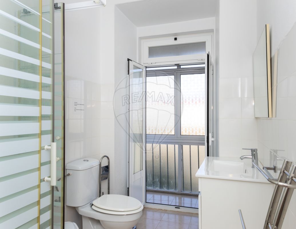 listing 120992836-3 picture-0