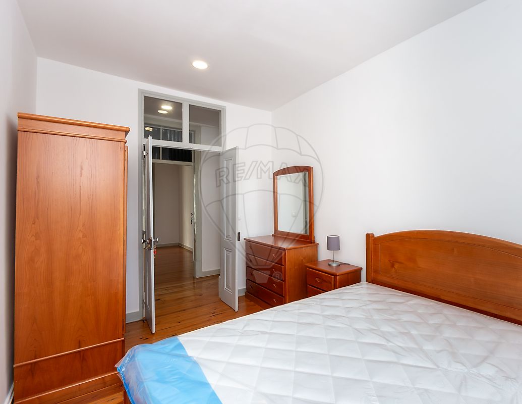 listing 120992836-3 picture-0