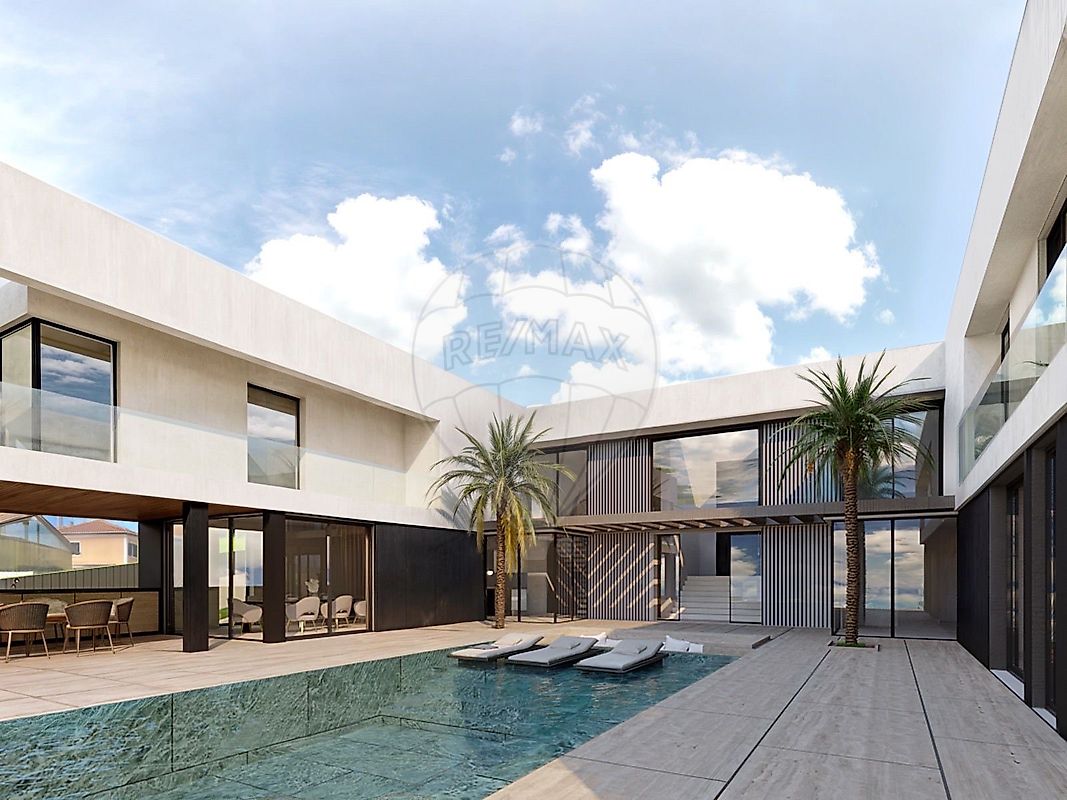 Moradia T5 para venda