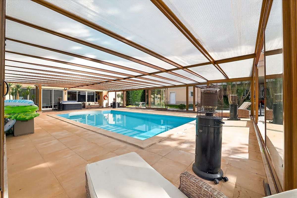 Moradia T5 para venda