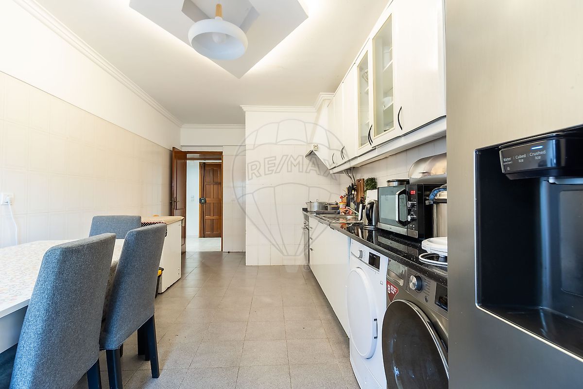 Apartamento T3 à venda em Sintra