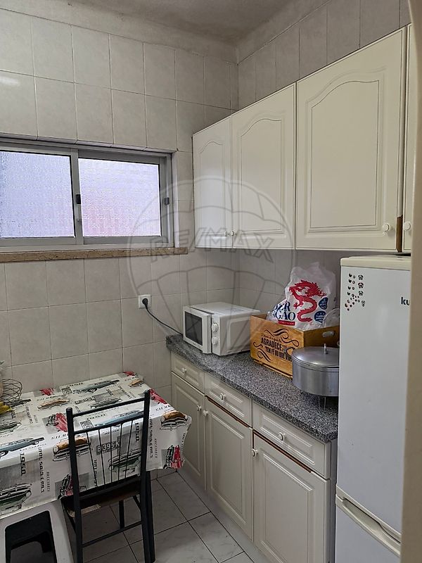 Apartamento T2 à venda em Loures