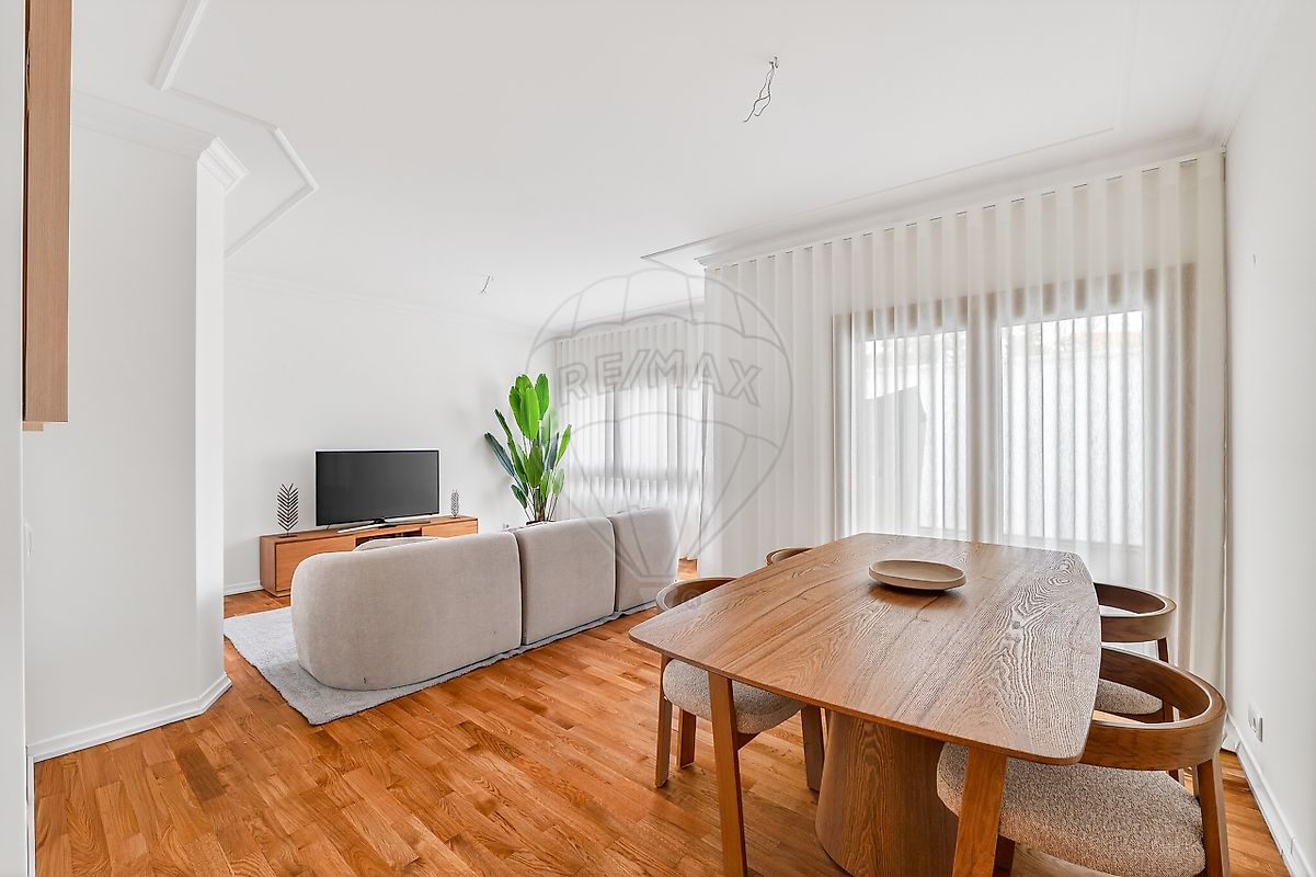 Apartamento T2 à venda em Odivelas