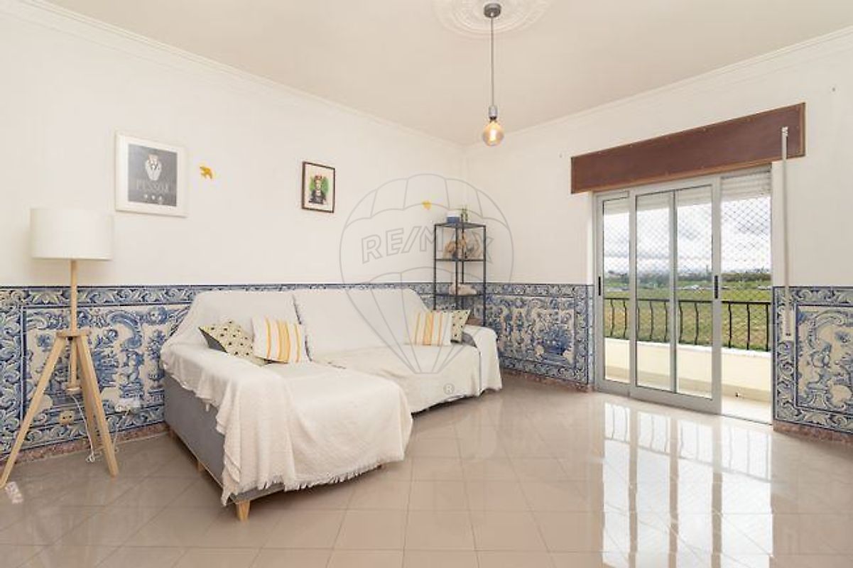 Apartamento T2 à venda em Moita