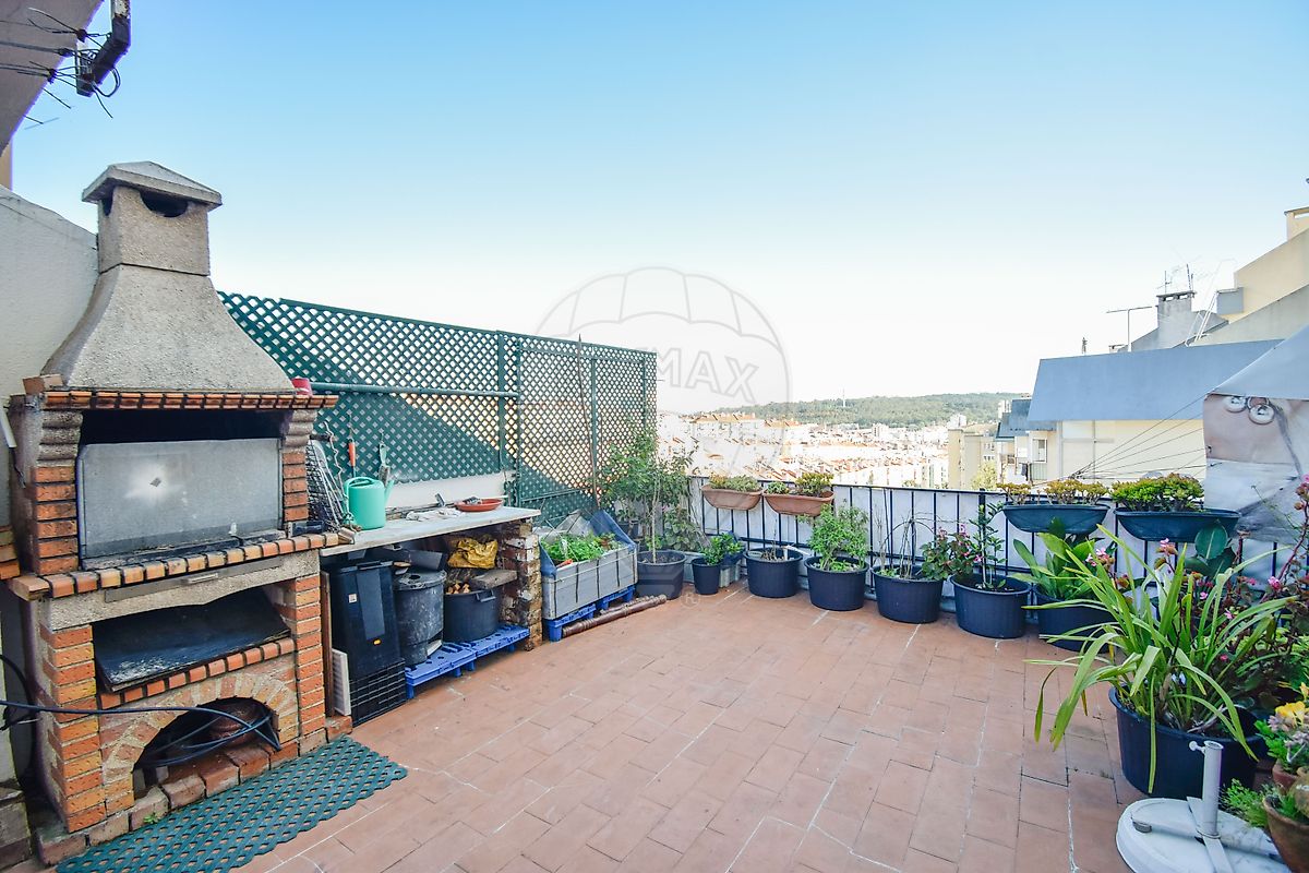 Apartamento T3 à venda em Lisboa