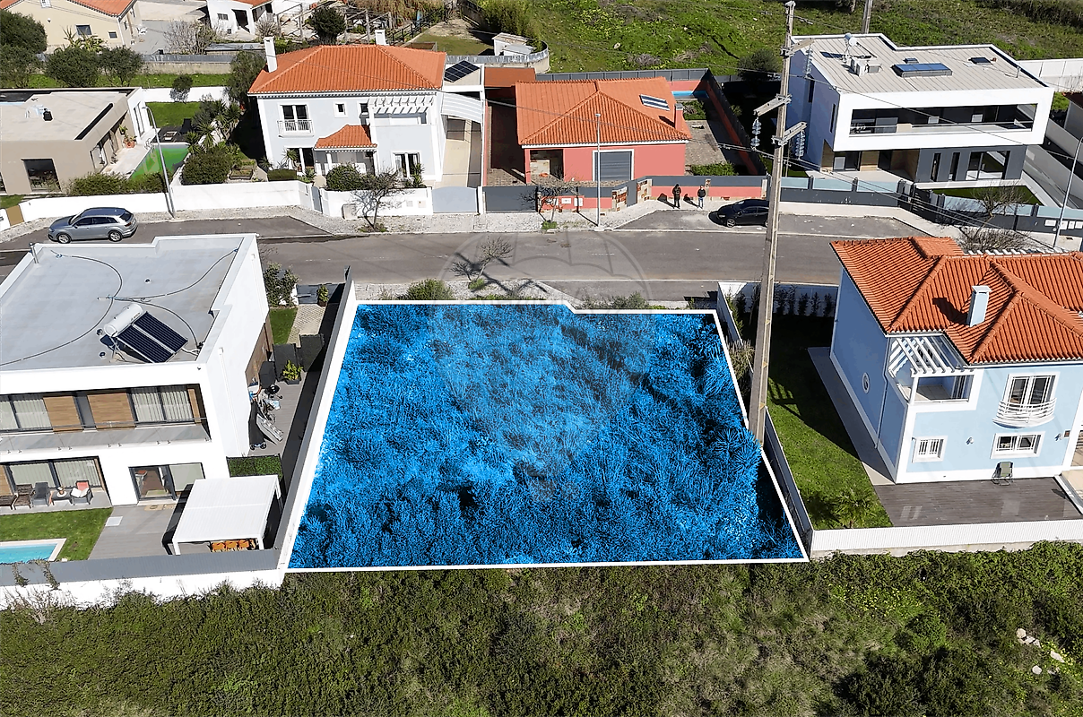 Terreno à venda em Sintra