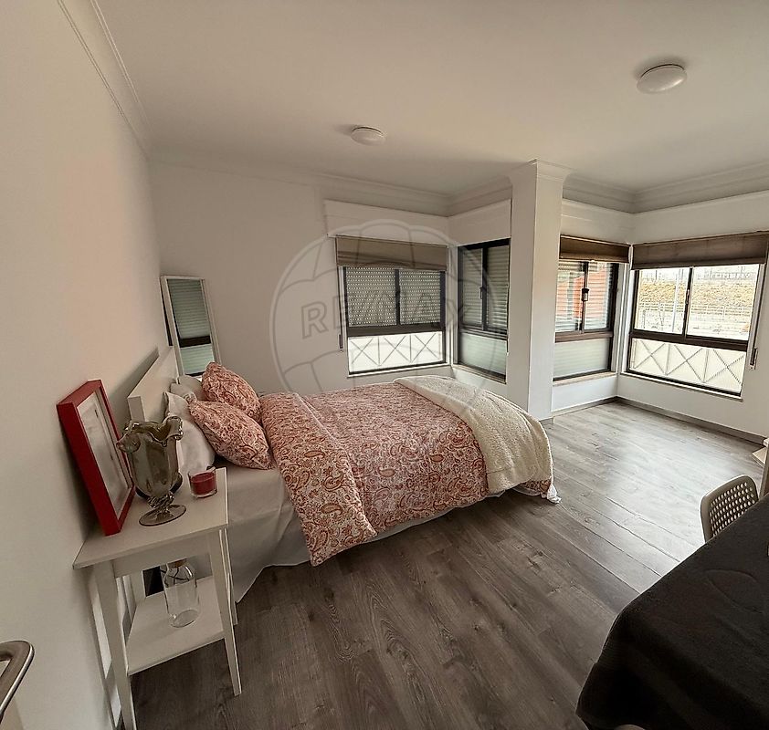 Apartamento T3 à venda em Sintra