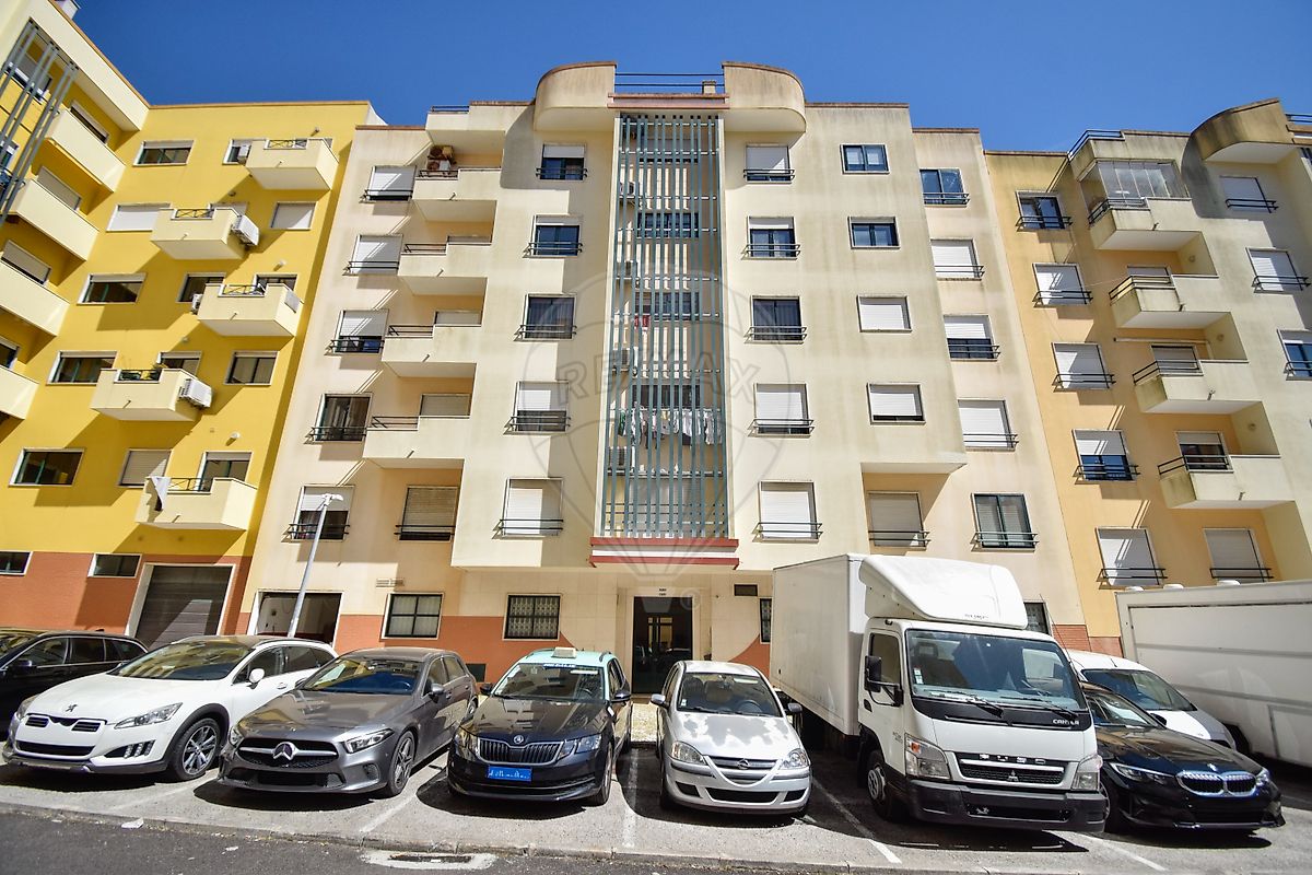 Apartamento T3 à venda em Odivelas