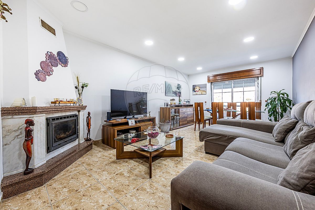 Apartamento T2 à venda em Sintra