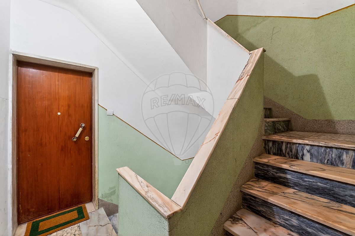 Apartamento - Santo António da Charneca, Barreiro, Setúbal