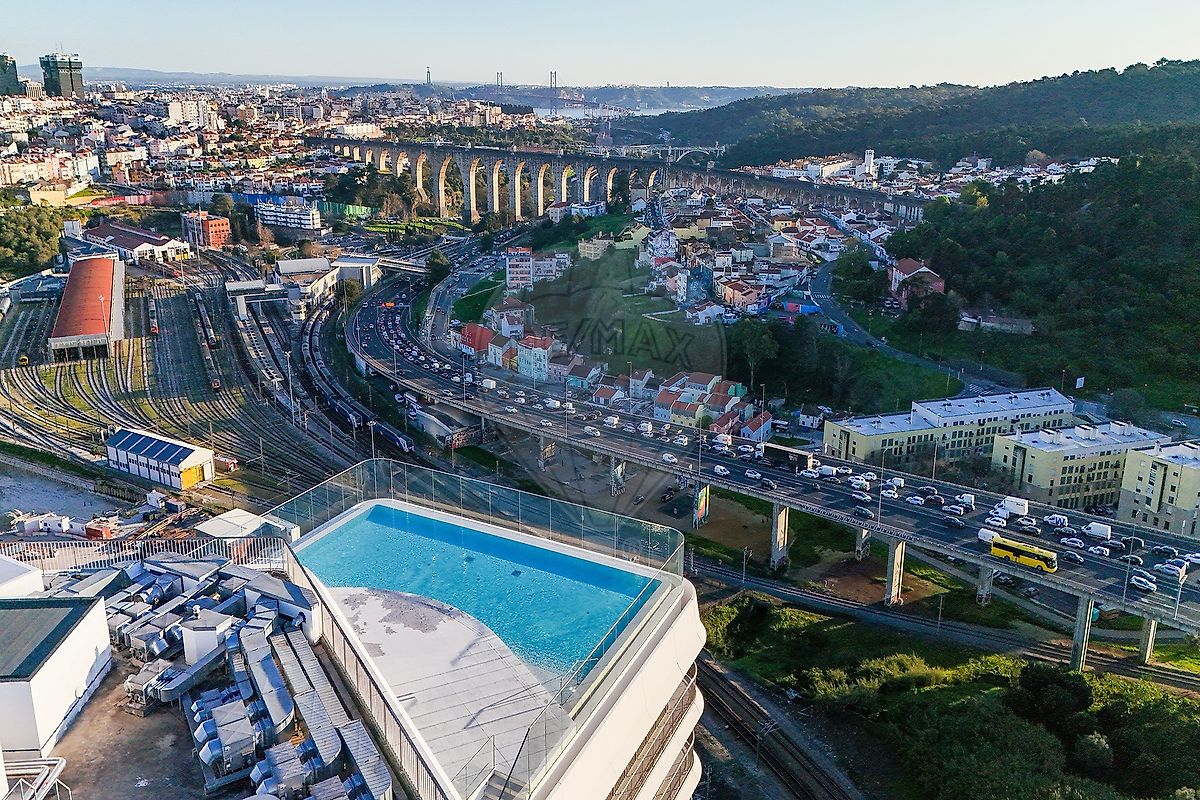 Apartamento T2 em Campolide 2
