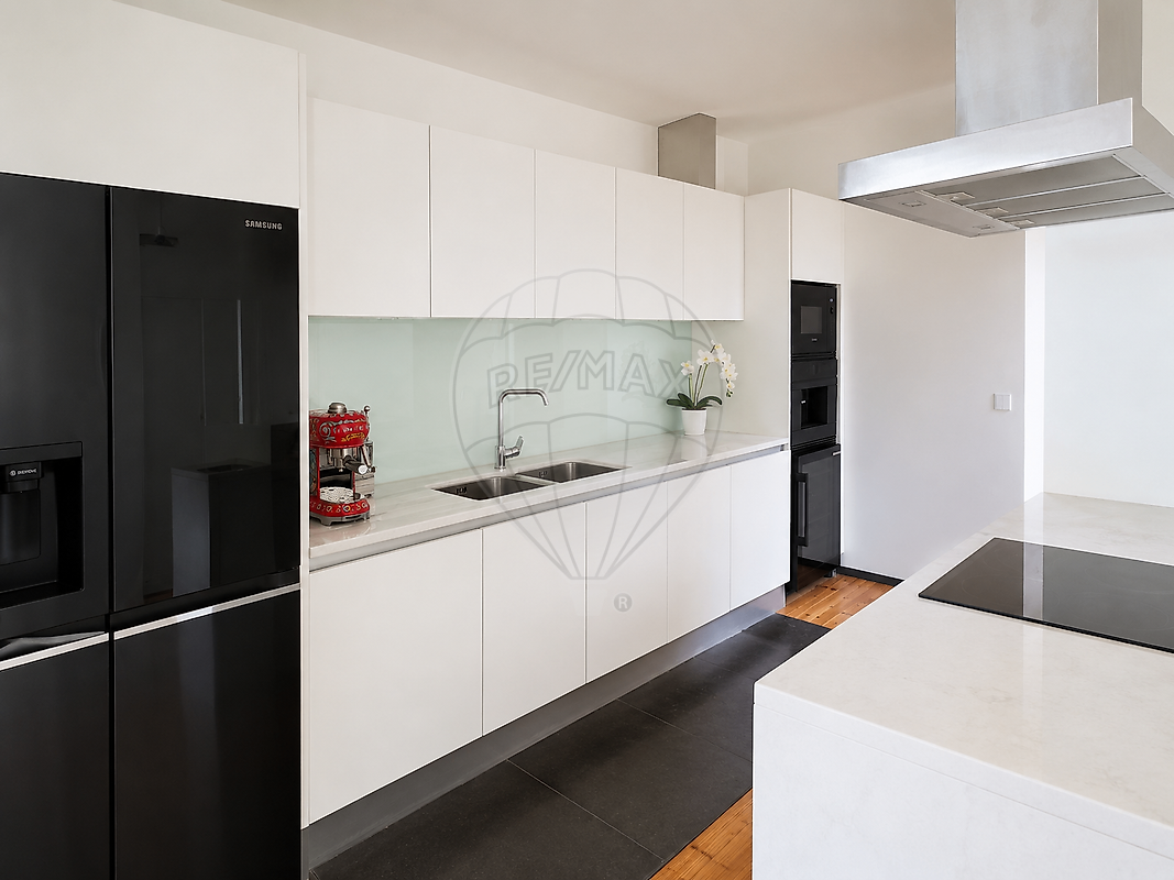 Apartamento T4 em Penha de França 9