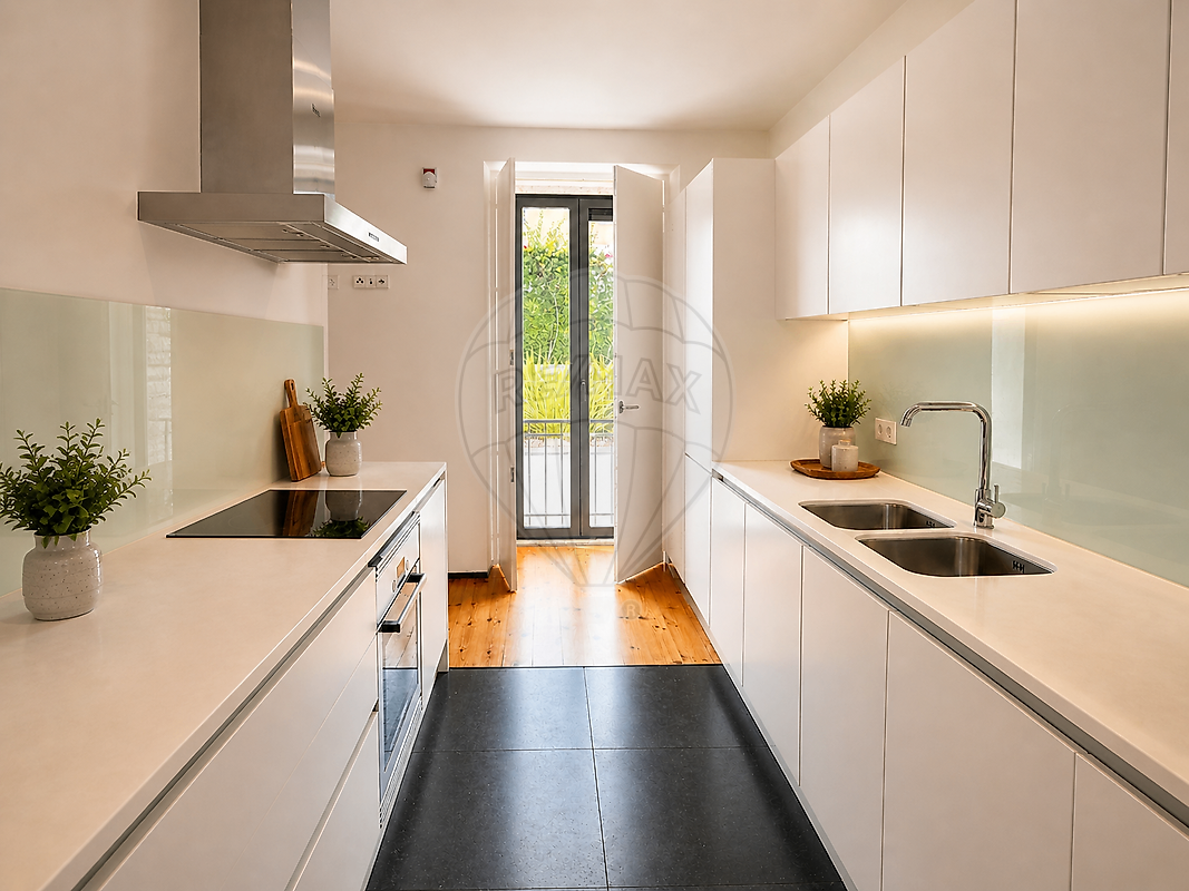Apartamento T4 em Penha de França 8