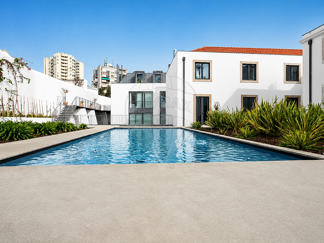 Apartamento T4 em Penha de França 46